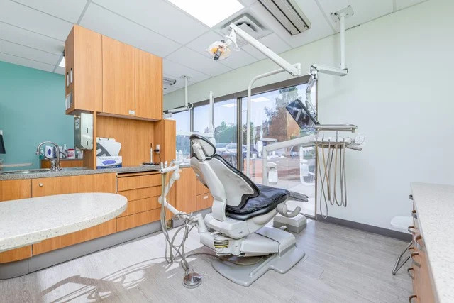 Lessard Dental dental clinic in Edmonton - Photo 2